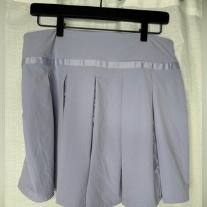 Women’s Nike golf tennis athletic skirt skort size medium light purple NWOT